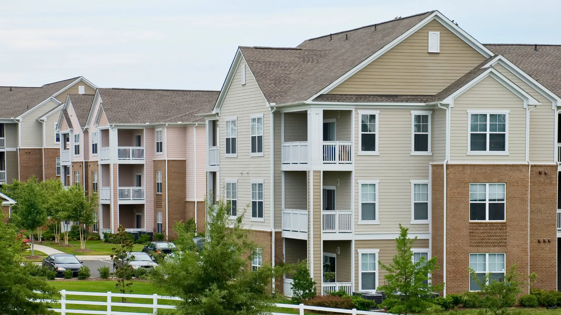 Showdigs vs. TenantTurner for Apartment Complex Management